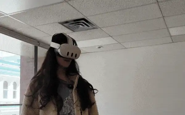 How do we make a small physical space seem big in VR?